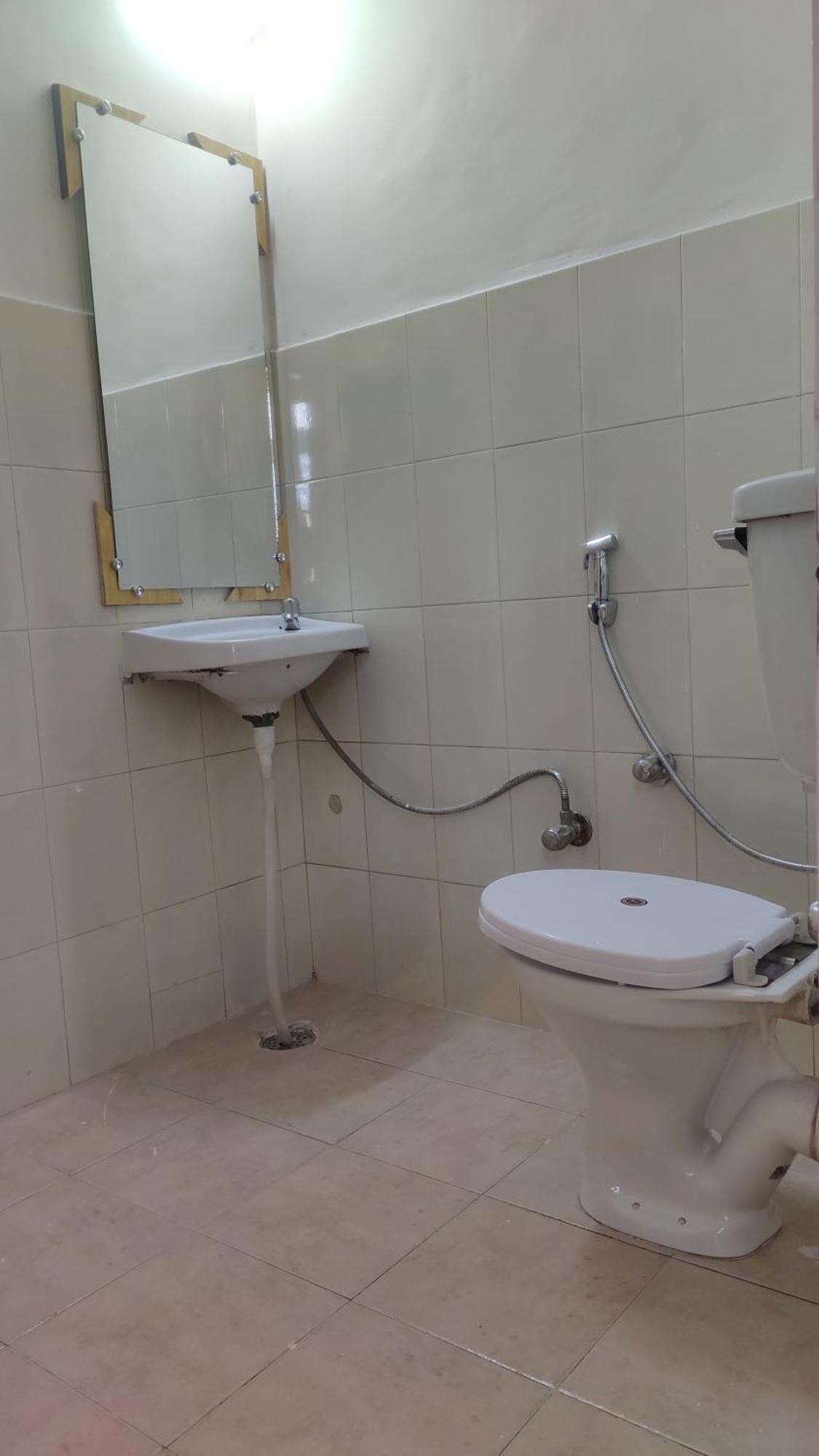 The Prasher Lodge Mall Road Manali Екстериор снимка