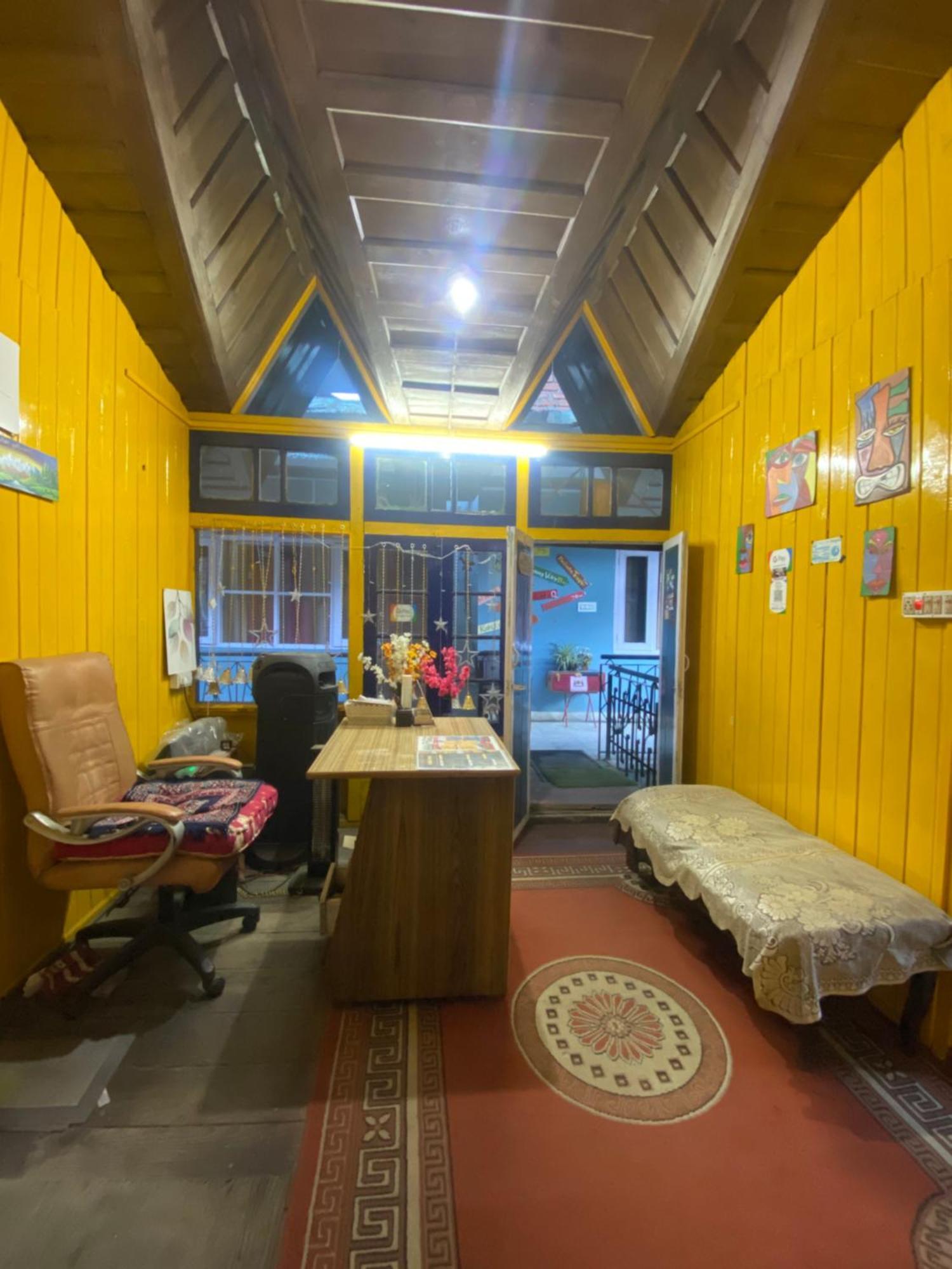 The Prasher Lodge Mall Road Manali Екстериор снимка
